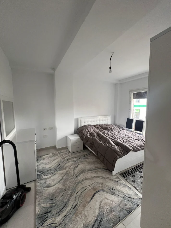 Tirane, jepet me qera apartament 2+1 Kati 2, 110 m² 650 € (FUSHA ALI DEMIT)