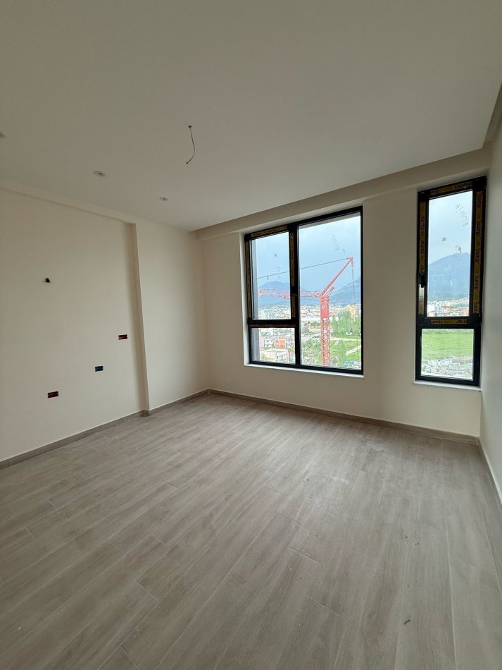 Tirane, shitet apartament 3+1 Kati 6, 133 m² 267.400 € (RRUGA JORDAN MISJA)