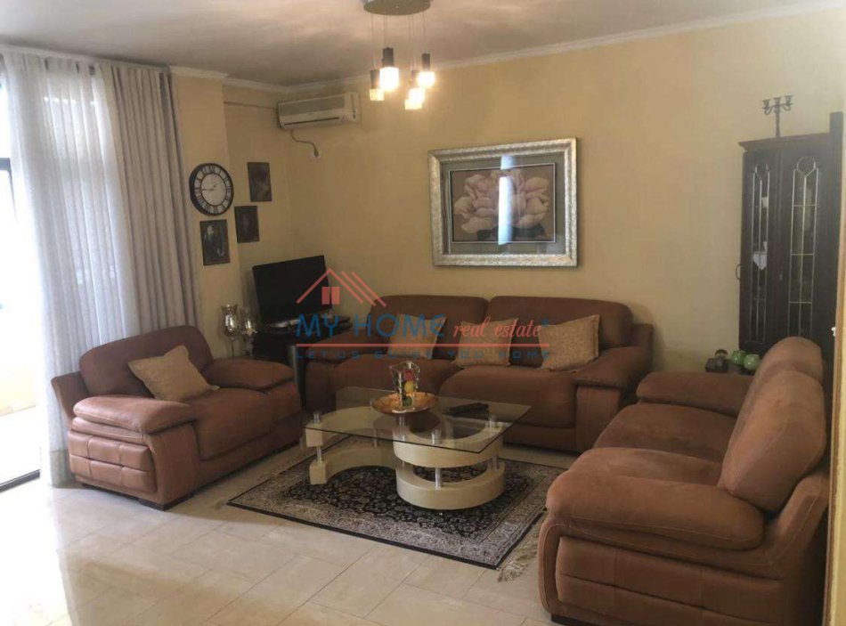 Tirane, shitet apartament 3+1+Ballkon Kati 7, 125 m² 380.000 € (Rruga e Elbasanit)