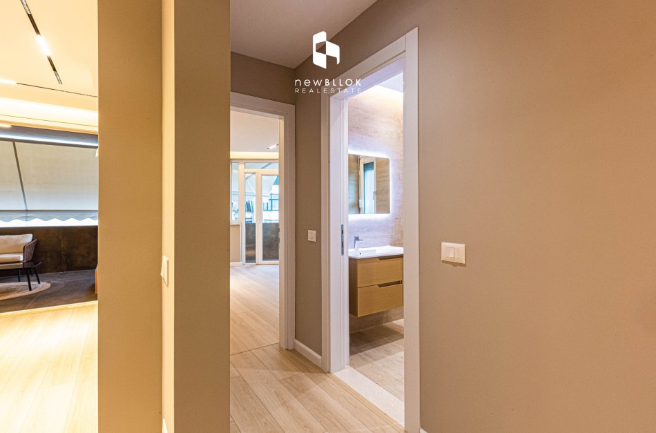 Shitet ✨️ LUXURY Apartament ( 📍Ish Ekspozita - Myslym Shyri ) 2+1+2wc & 1 VERANDË 🌇 320,000 Euro🔥