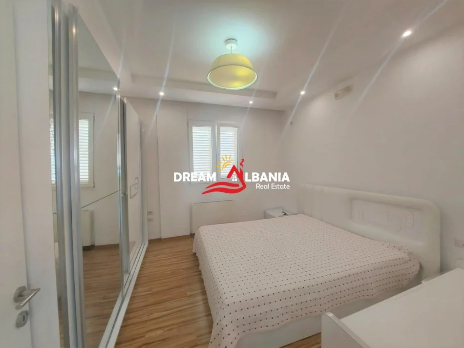 Tirane, jepet me qera apartament 3+1+Ballkon Kati 3, 180 m² 1.400 € (Tek Rruga e Elbasanit - ID 4231335)