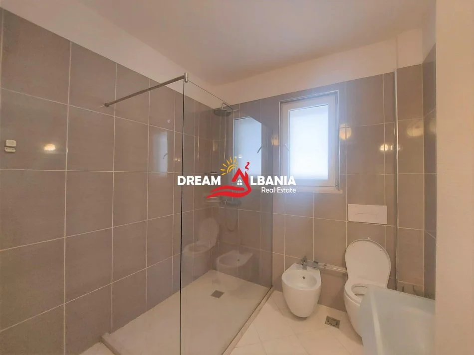 Tirane, jepet me qera apartament 3+1+Ballkon Kati 3, 180 m² 1.400 € (Tek Rruga e Elbasanit - ID 4231335)