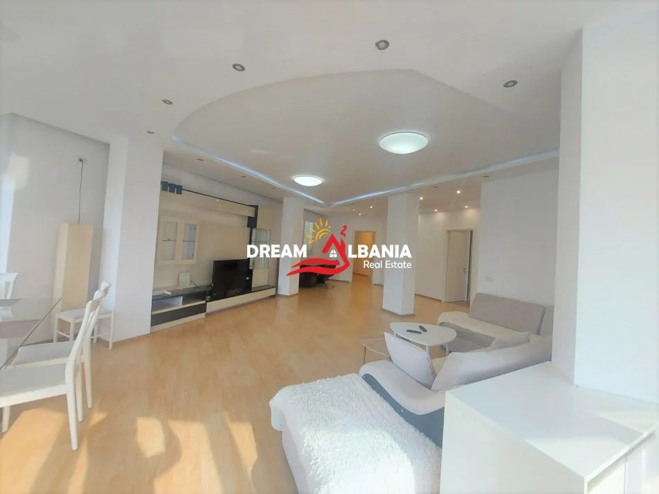 Tirane, jepet me qera apartament 3+1+Ballkon Kati 3, 180 m² 1.400 € (Tek Rruga e Elbasanit - ID 4231335)