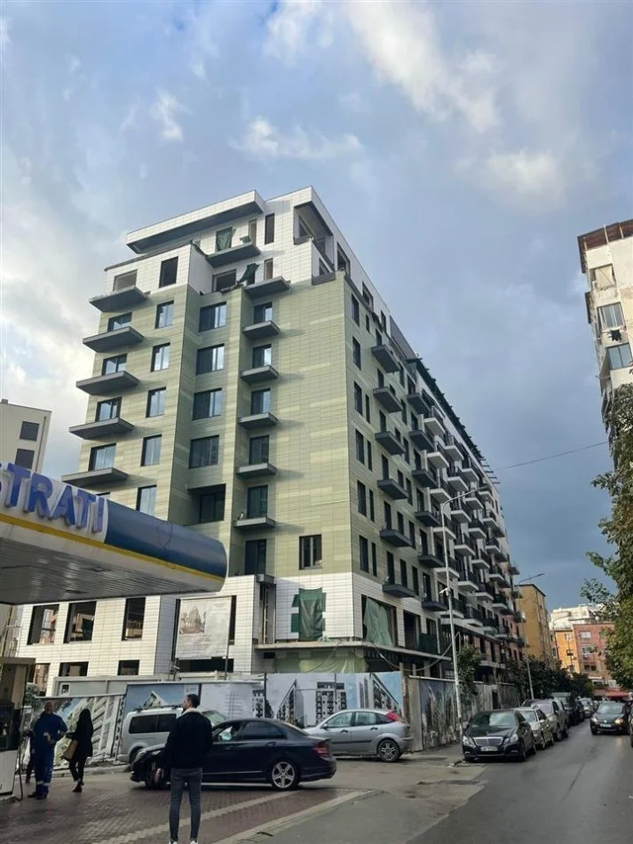Tirane, shitet apartament 1+1 Kati 4, 71 m² 248.000 € (Rruga e Kosovareve)