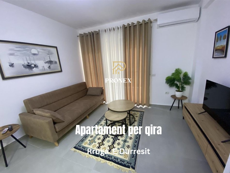 Tirane, jepet me qera apartament 1+1 Kati 2, 67 m² 750 € (Rruga e Durresit)