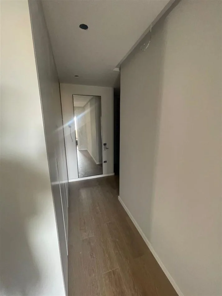Tirane, shitet apartament 2+1+Aneks+Ballkon Kati 7, 100 m² 275.000 € (Komuna Parisit)