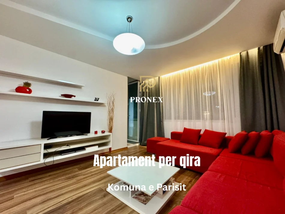 Tirane, jepet me qera apartament 1+1 Kati 10, 70 m² 700 € (Komuna e Parisit)