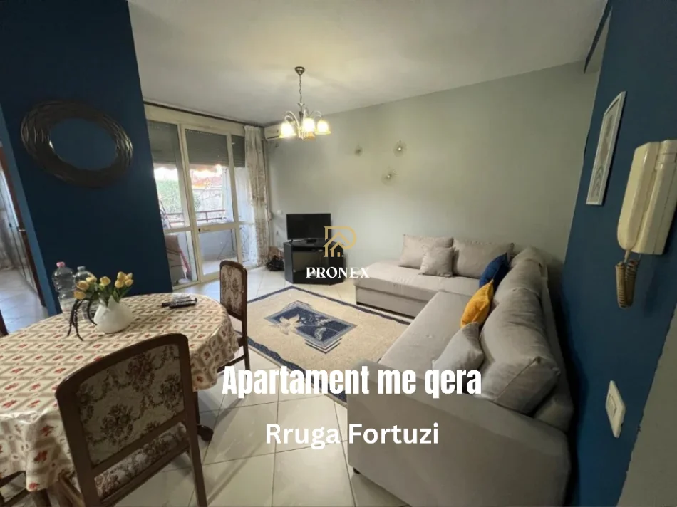 Tirane, jepet me qera apartament 1+1 Kati 1, 65 m² 500 € (Rruga Fortuzi)