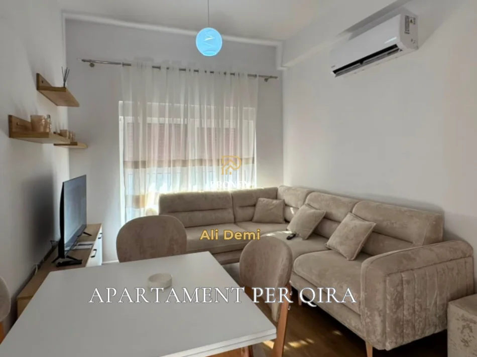 Tirane, jepet me qera apartament 1+1+Ballkon Kati 7, 65 m² 450 € (Ali Demi)