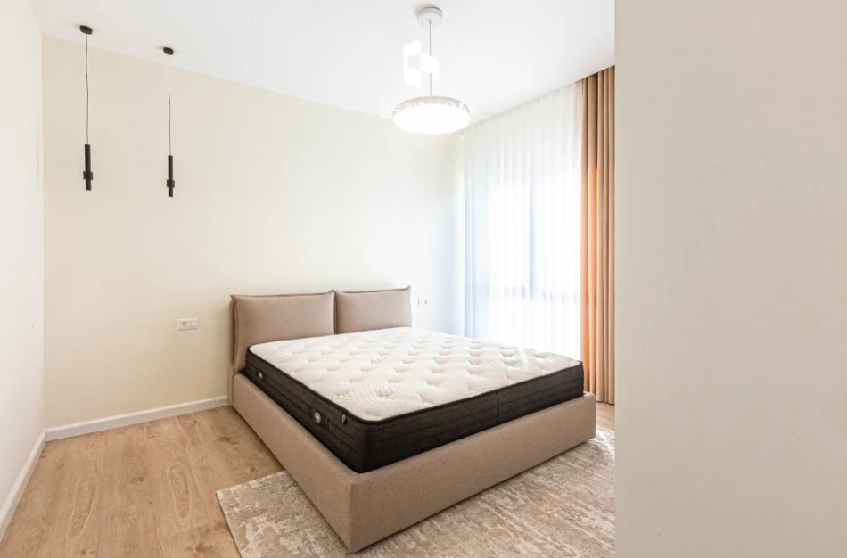💫 94m² Perfeksion me Oxhak, Tarracë & Verandë! 💥 Shitet Penthouse 1+1 Luxury P.2025 - Mbi 50K Investim & Pamje Ballore (📍LIQENI THATË - RADISSON 🏢