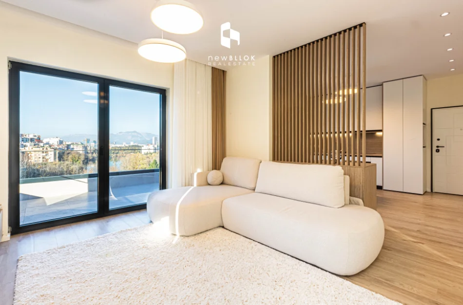 💫 94m² Perfeksion me Oxhak, Tarracë & Verandë! 💥 Shitet Penthouse 1+1 Luxury P.2025 - Mbi 50K Investim & Pamje Ballore (📍LIQENI THATË - RADISSON 🏢