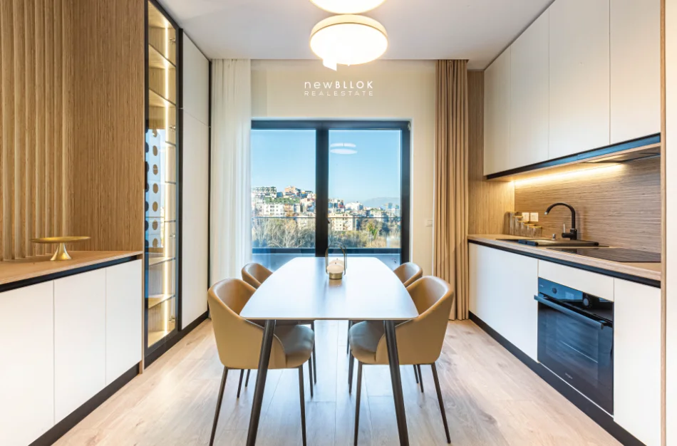 💫 94m² Perfeksion me Oxhak, Tarracë & Verandë! 💥 Shitet Penthouse 1+1 Luxury P.2025 - Mbi 50K Investim & Pamje Ballore (📍LIQENI THATË - RADISSON 🏢