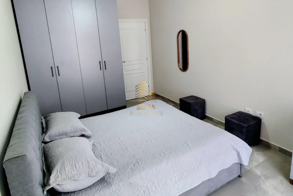 Tirane, jepet me qera apartament 1+1+Ballkon Kati 4, 65 m² 500 € (Rruga Kongresi i Manastirit)