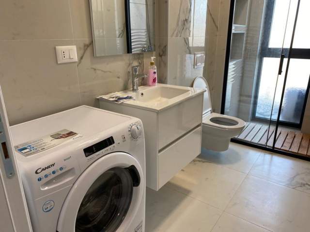Tirane, jepet me qera apartament 1+1+A+BLK Kati 3, 70 m² 400 Euro (rruga dibres)