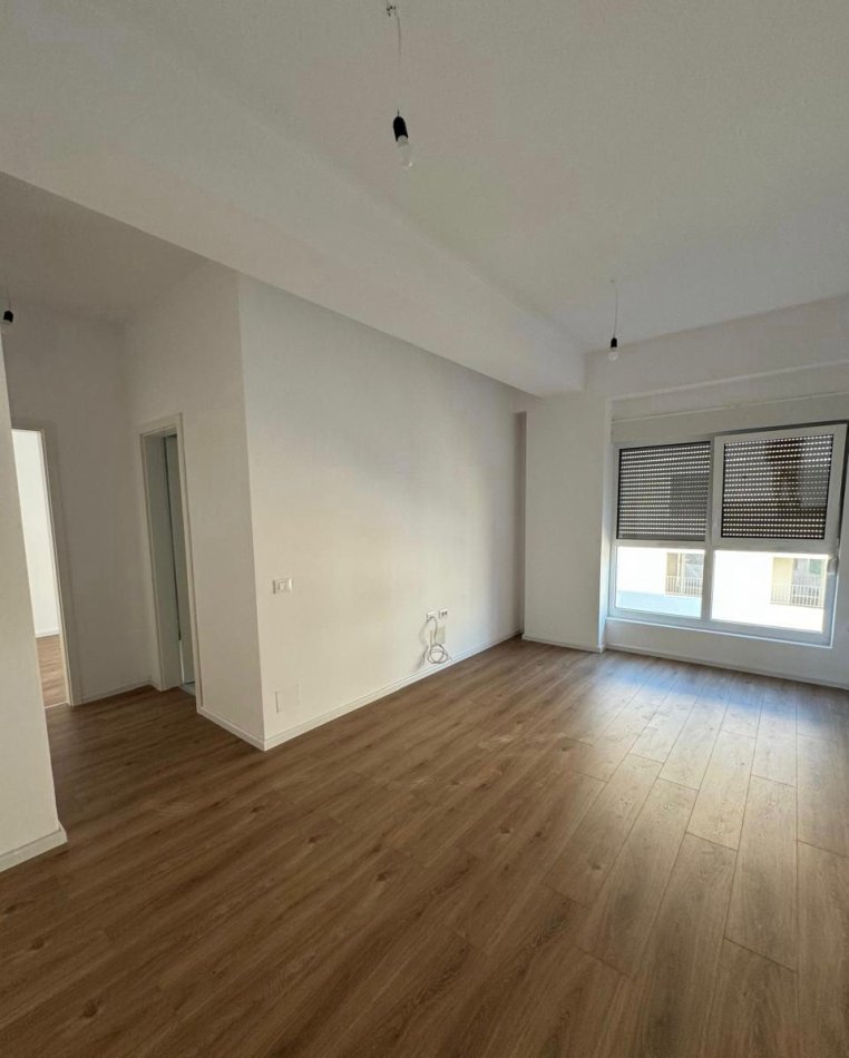 Tirane, shes apartament 1+1+Aneks+Ballkon Kati 6, 61 m² 85.000 € (ali dem)
