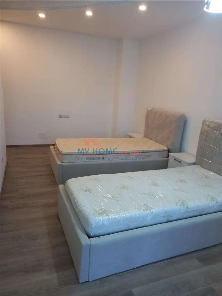 Tirane, jepet me qera apartament 2+1+Ballkon Kati 6, 103 m² 520 € (Astir)