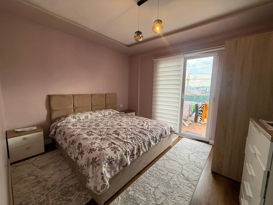 Shqiperi, shes apartament 3+1+Aneks+Ballkon Kati 9, 122 m² 238.000 € (square 21)