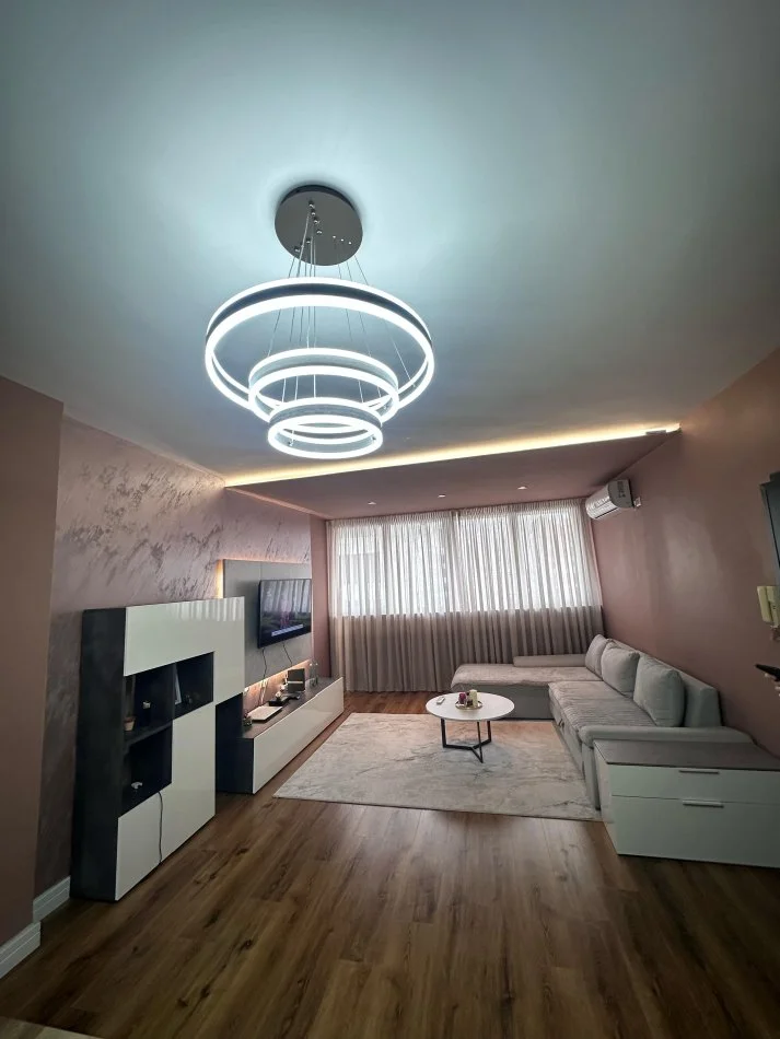 Shqiperi, shes apartament 3+1+Aneks+Ballkon Kati 9, 122 m² 238.000 € (square 21)