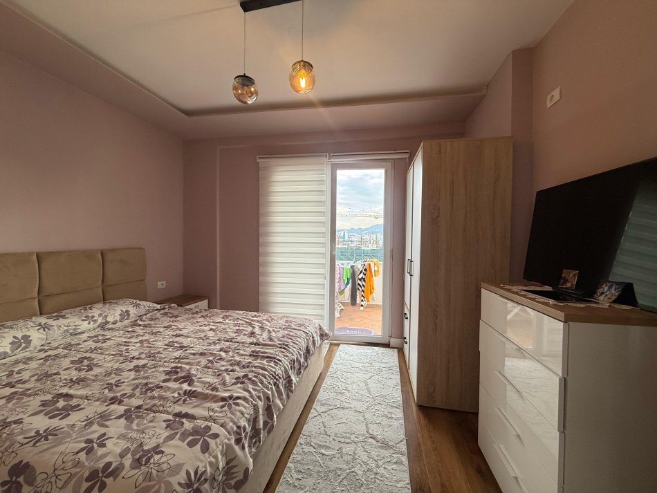 Shqiperi, shes apartament 3+1+Aneks+Ballkon Kati 9, 122 m² 250.000 € (square 21)