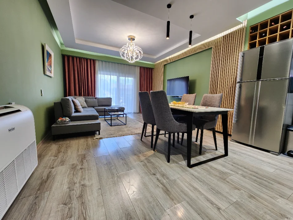 Jepet Me Qera: Apartament 3+1+2wc+2 ballkone || 📌Selvia, Hotel Black Diamond || Hera e parë me qira || 1000€/ Muaj