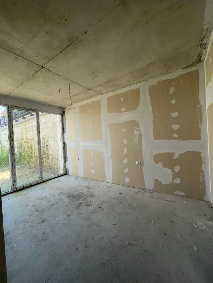 Tirane, shes apartament 3+1+Aneks+Ballkon , 147 m² 235.000 € (liqeni i thate)