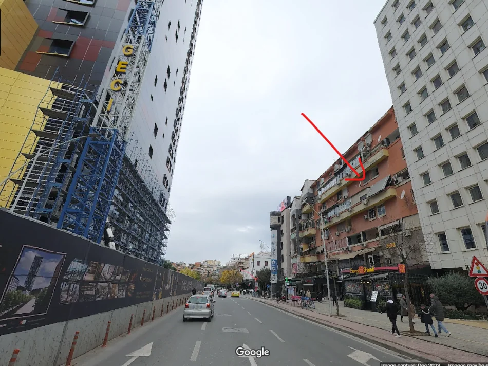 Tirane, jepet me qera apartament duplex 2+1+Ballkon Kati 4, 130 m² 1.300 € (Urani Pano)