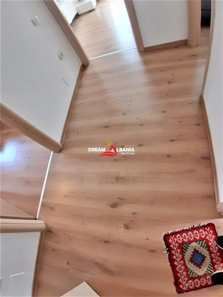 Shqiperi, jepet me qera 3+1 , 115 m² 800 € (tek kompleksi Kontakt)