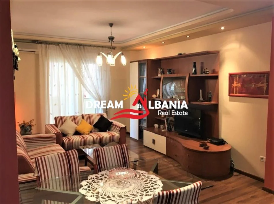 Tirane, jepet me qera apartament 2+1 Kati 6, 100 m² 650 € (tek Kryqezimi i Rruges se Elbasanit)