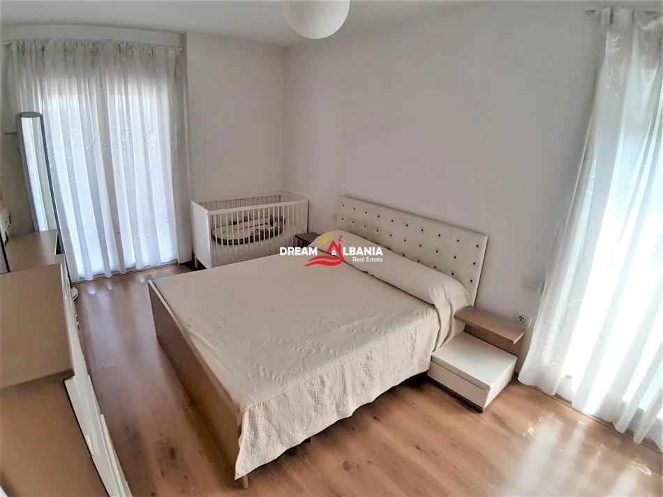 Shqiperi, jepet me qera 3+1 , 115 m² 800 € (tek kompleksi Kontakt)