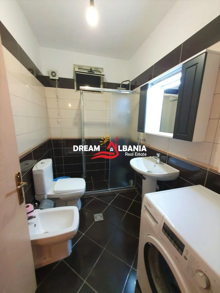 Tirane, jepet me qera apartament 2+1 Kati 7, 102 m² 450 € (ne Astir prane Viles L)