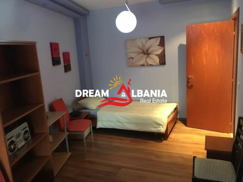 Tirane, jepet me qera apartament 2+1 Kati 6, 100 m² 650 € (tek Kryqezimi i Rruges se Elbasanit)