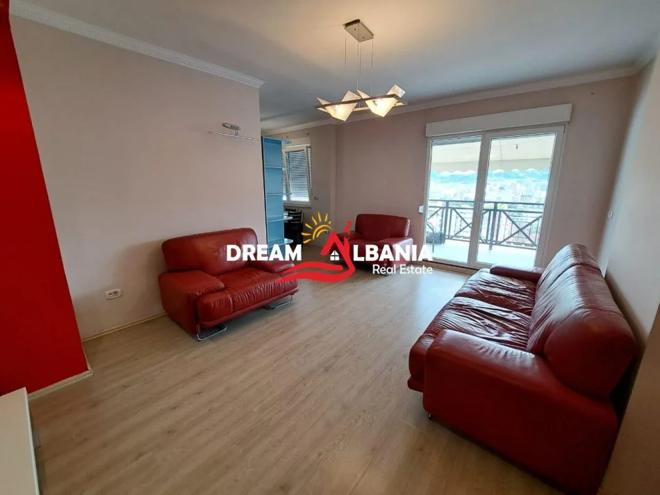 Tirane, jepet me qera apartament 1+1 , 70 m² 550 € 