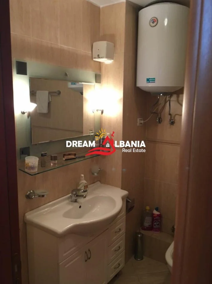 Tirane, jepet me qera apartament 2+1 Kati 6, 100 m² 650 € (tek Kryqezimi i Rruges se Elbasanit)