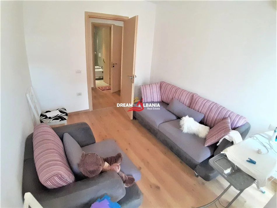 Shqiperi, jepet me qera 3+1 , 115 m² 800 € (tek kompleksi Kontakt)