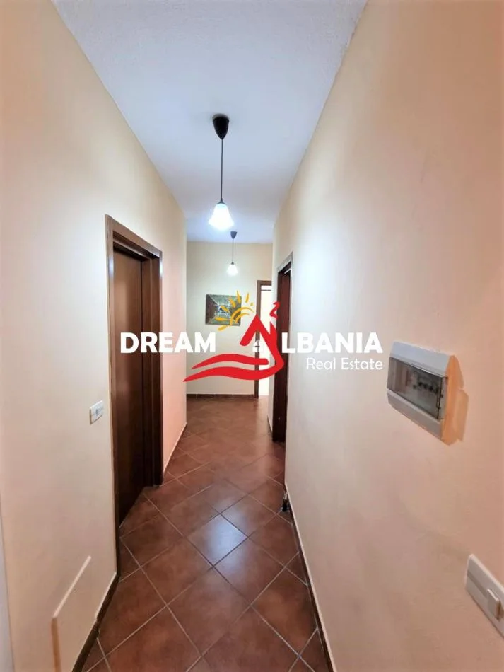 Tirane, jepet me qera apartament 2+1 , 110 m² 600 € (Bulevardin Zogu I)