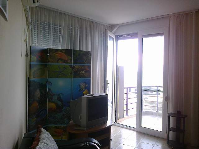 Jap me qera apartament ne plazh Kati 3, 78 m²  (Mali i robit Fshati qerret i kavajes)