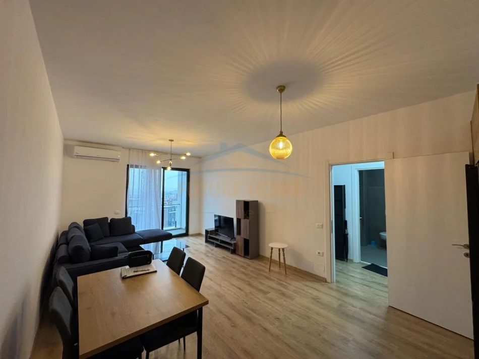 Tirane, jepet me qera apartament 1+1 Kati 11, 63 m² 600 € (FARMACIA 10 , Rruga e Dibres)