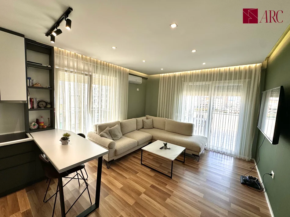Tirane, shitet apartament+verande | Penthouse 1+1+Aneks+Ballkon Kati 3, 113 m² 135.000 € (Rezidenca Klensi, Astir)