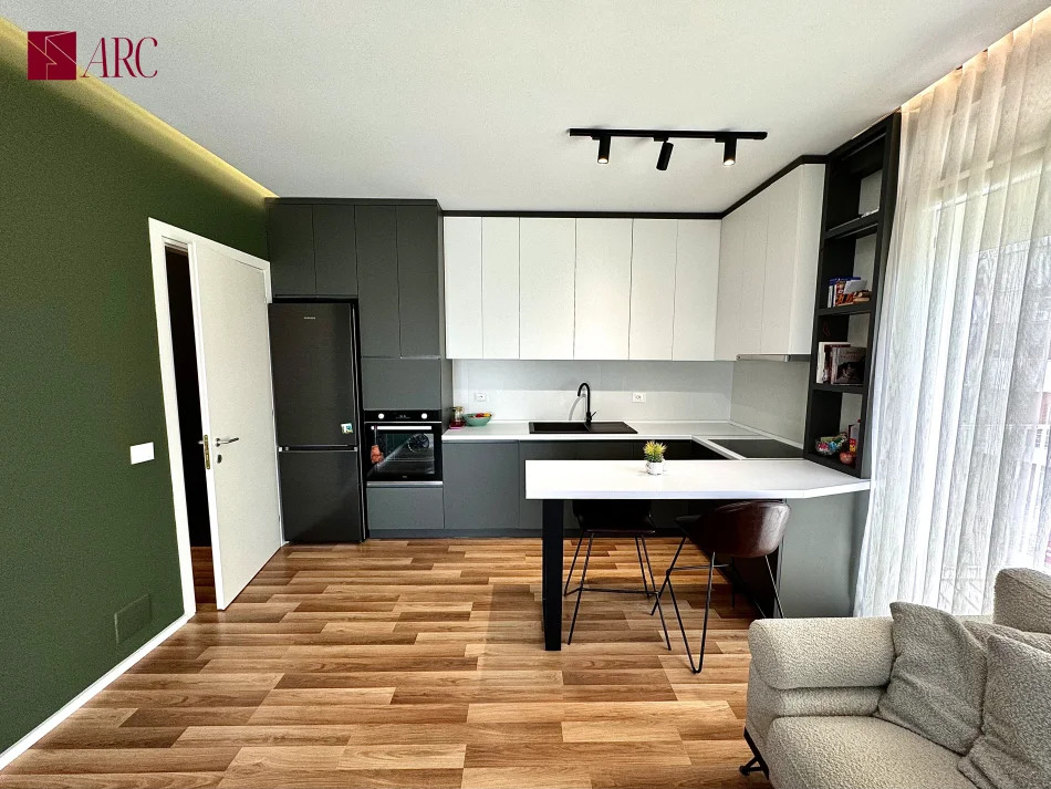 Tirane, shitet apartament+verande | Penthouse 1+1+Aneks+Ballkon Kati 3, 113 m² 135.000 € (Rezidenca Klensi, Astir)