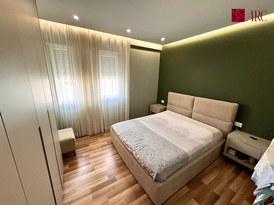 Tirane, shitet apartament+verande | Penthouse 1+1+Aneks+Ballkon Kati 3, 113 m² 135.000 € (Rezidenca Klensi, Astir)