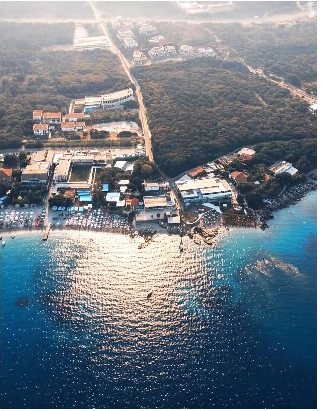 Dhermi - Palase, shitet Vile ne plazh 2+1 Kati 1, 75 m² (Dhermi, Vlore)