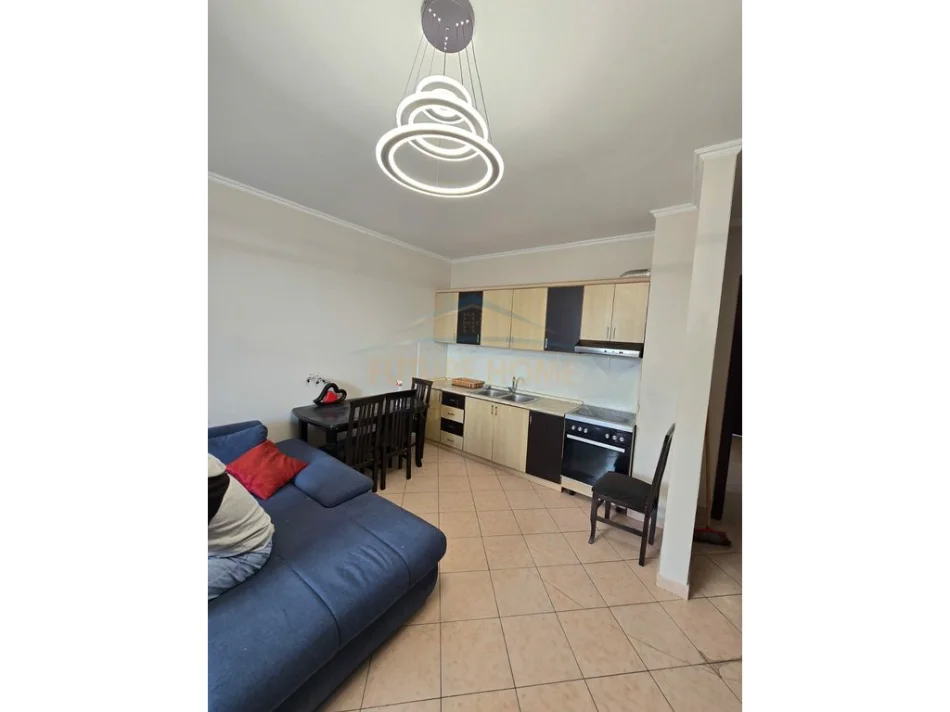 Tirane, shitet apartament 2+1 Kati 7, 98 m² 135.000 € (UNAZA E RE , ASTIR)