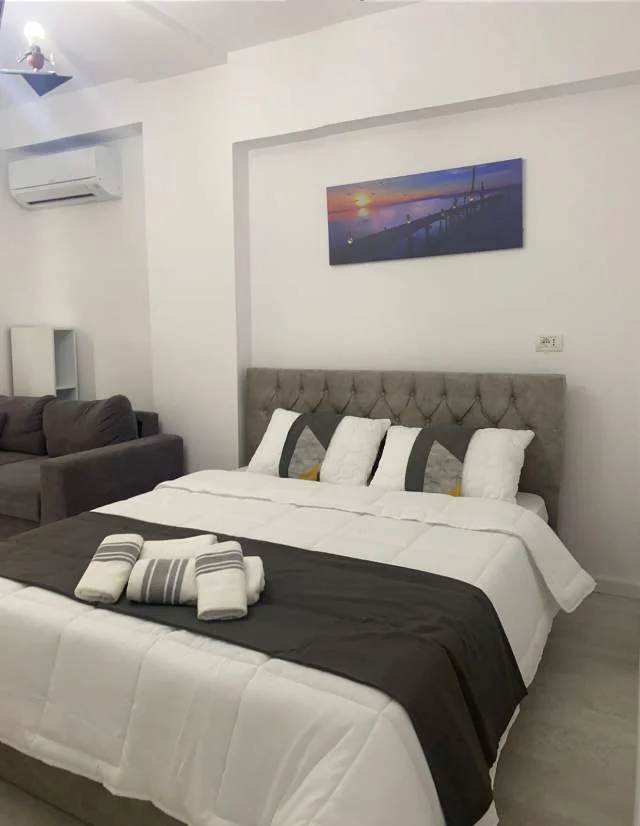 Tirane, jepet me qera Kati 2, 500 Euro (📍Rruga Zef Jubani)