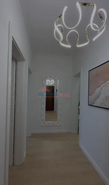 Tirane, jepet me qera apartament 1+1+Ballkon Kati 7, 78 m² 500 € (Astir)