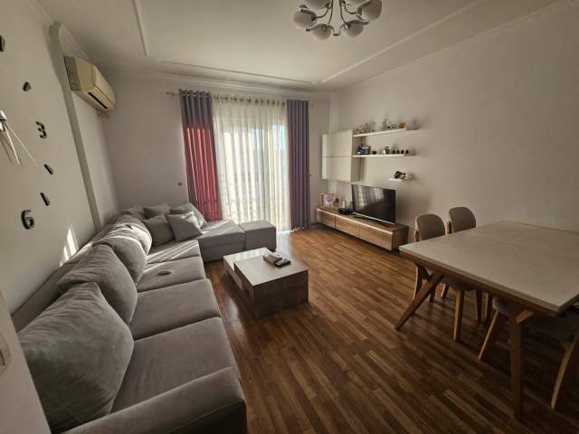 Tirane, jepet me qera apartament 2+1+BLK Kati 4, 100 m² 450 Euro (Rruga teodor keko)