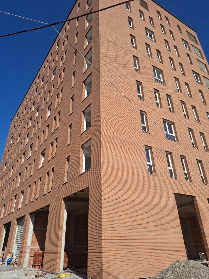 Tirane, shitet apartament 1+1 , 67 m² 105.245 € (Astir)