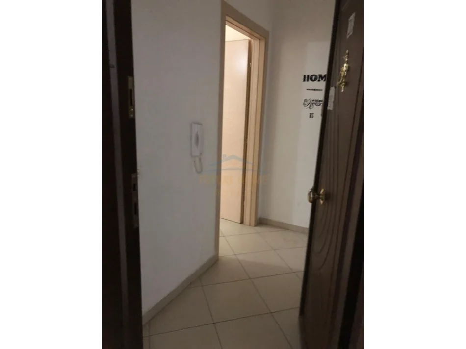 Tirane, jepet me qera apartament 2+1 Kati 6, 85 m² 500 € (ASTIR)
