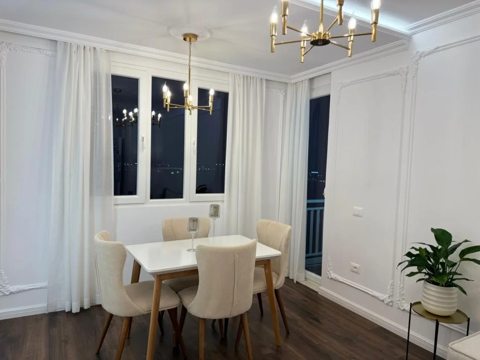 Tirane, jepet me qera apartament 1+1 Kati 9, 75 m² 550 € (ASTIR)