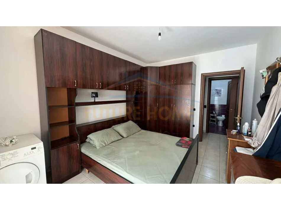 Tirane, shitet apartament 2+1 Kati 5, 92 m² 138.000 € (UNAZA E RE , ASTIR)