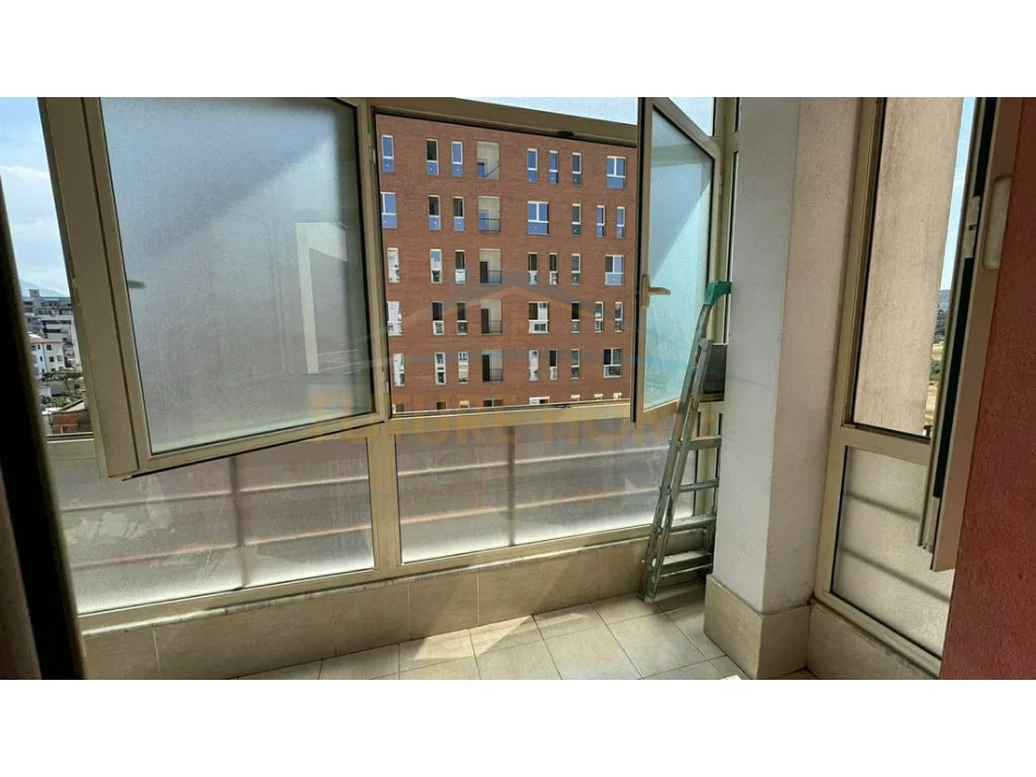 Tirane, shitet apartament 2+1 Kati 5, 92 m² 138.000 € (UNAZA E RE , ASTIR)
